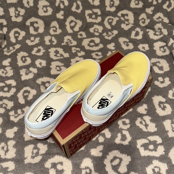 Vans Classic Slip-On (Pastel Block/Mlt/True White) Sneaker New - Picture 9 of 17